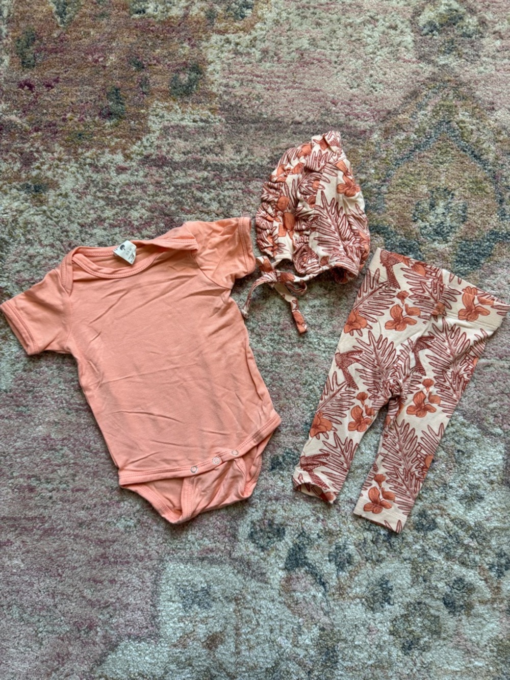 Kate Quinn matching set